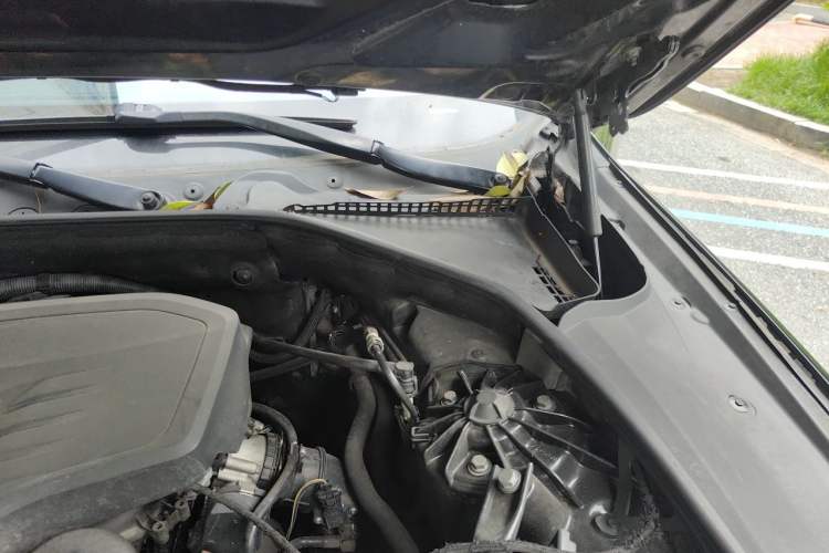 Used BMW 5 Series 2014 528Li Leading Model