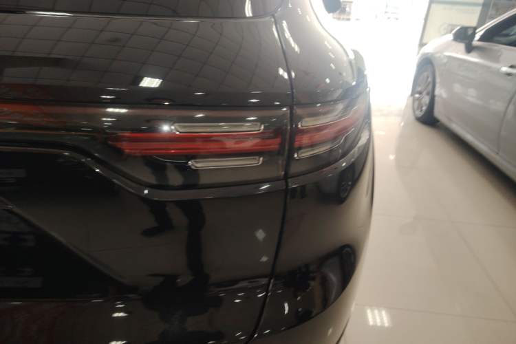 Used Porsche Cayenne 2018 Cayenne 3.0T Right Rear Taillight