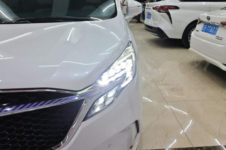 Used Buick GL8 2021 ES Land Cruiser 653T Luxury Edition
