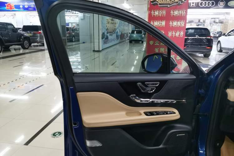 Used Lincoln Corsair 2020 2.0T Two-Wheel Drive Luxury Edition