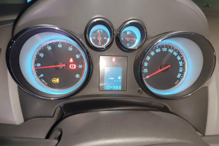 Used Buick GT 2010 XT 1.6L Automatic Fashion Edition