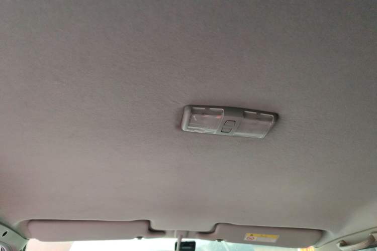 Used Leopaard Q6 2015 2.4L Manual Two-Wheel-Drive Elite Model
