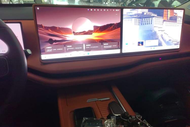 Used Wey Lanshan 2025 Four-Wheel Drive Max
