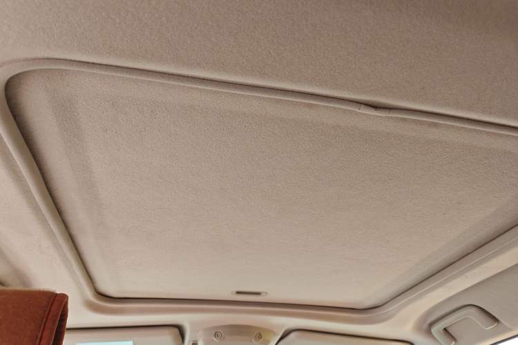 Used Mitsubishi Pajero  Headliner