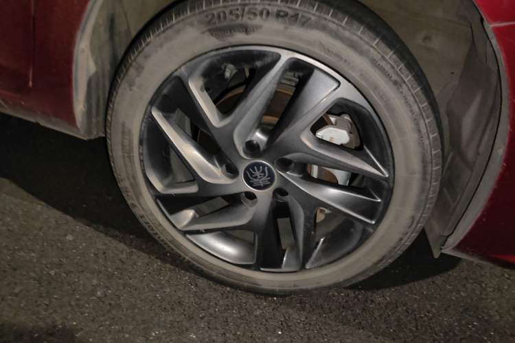 Used BYD Qin New Energy 2019 High-Range Luxury Model Exterior 7