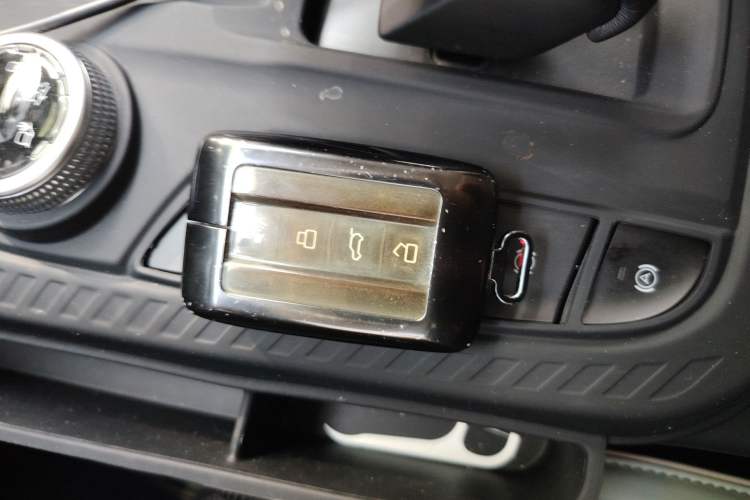 Used Tank 300 2023 City Edition 2.0T—Stylish as Ever
