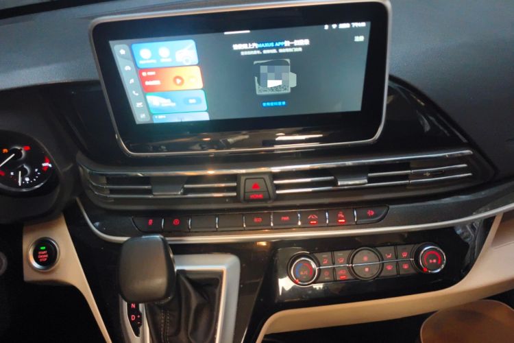 Used SAIC MAXUS V100 RV 2022 2.0T Traveler V100 Mountain Retreat Edition with Longitudinal Bed
