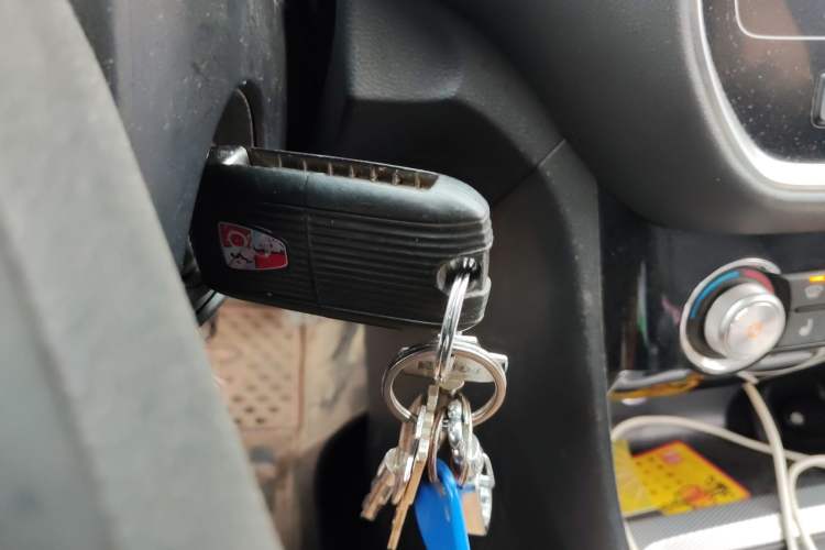 Used Roewe RX3 2018 1.6L Manual Internet Smart Edition