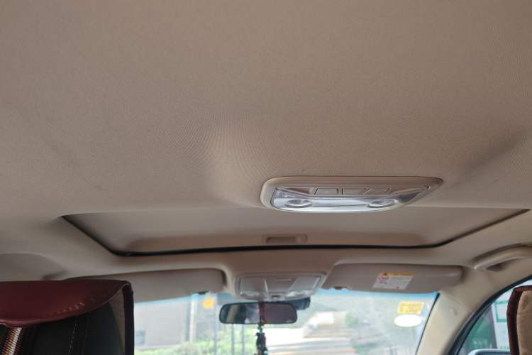 Used Geely Auto Emgrand 2017 Hatchback RS Million Edition 1.3T CVT Upward Version
