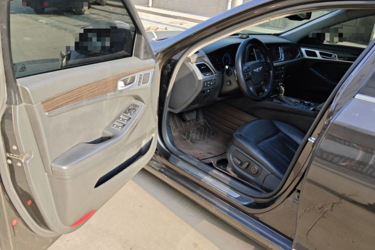 Used Hyundai Genesis 2015 3.0GDi Four-Wheel Drive Luxury Edition
