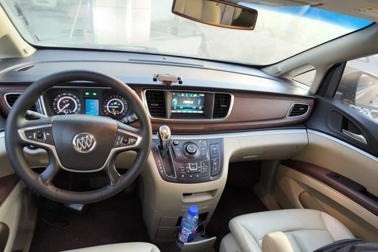 Used Buick GL8 2018 28T Prestige Version China VI Standard