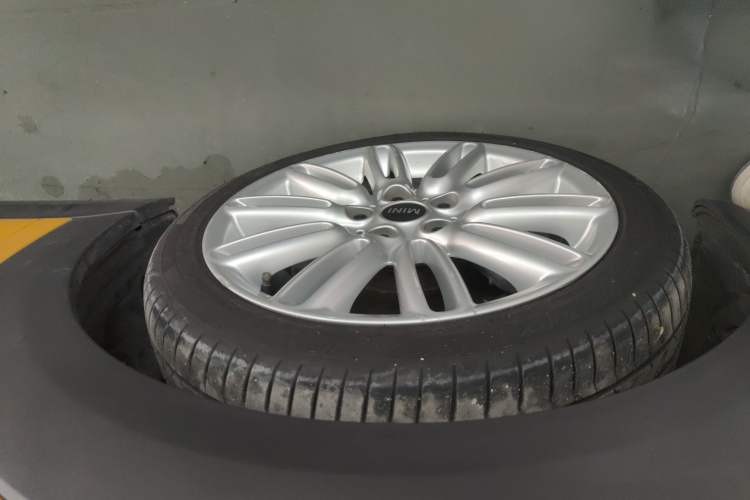 Used MINI MINI 2014 2.0T COOPER S Fun
