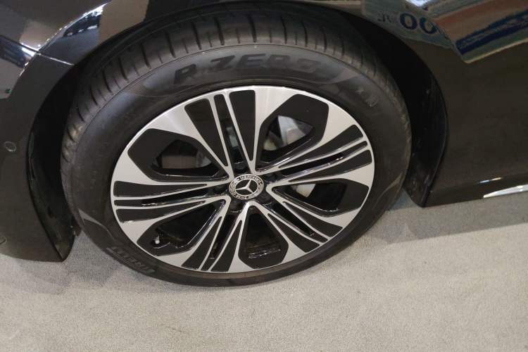 Used Mercedes-Benz E-Class 2024 E 300 L Fashion Sport Model