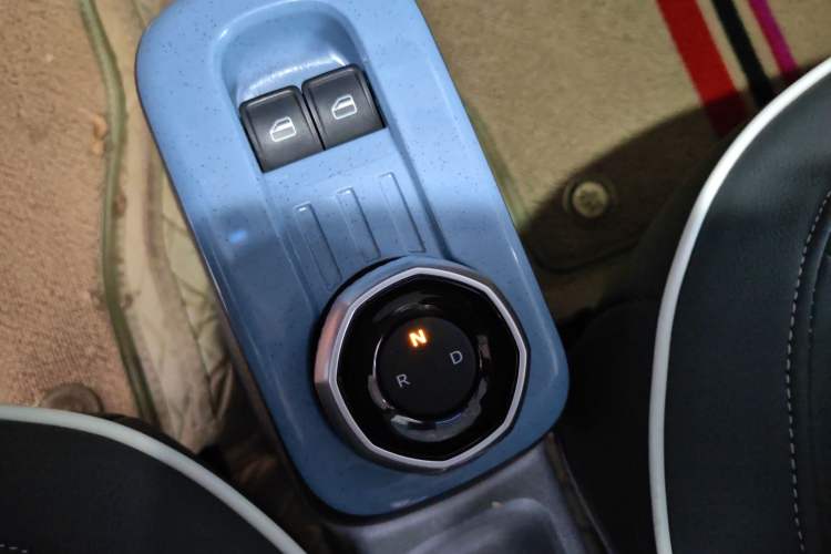 Used Geely Galaxy Panda 2023 Panda Mini 120km Asian Games Edition