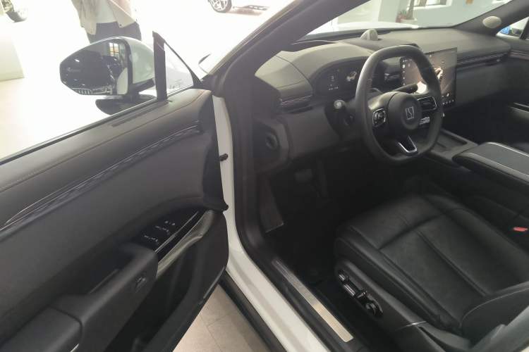 Used Zeekr 7X 2025 100kWh Long-Range All-Wheel Drive Intelligent Driving Version Driver Seat