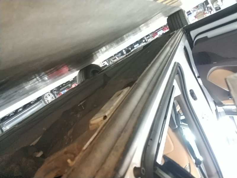 Used Denza D9 2022 DM-i 1040 Prestige Model — 21