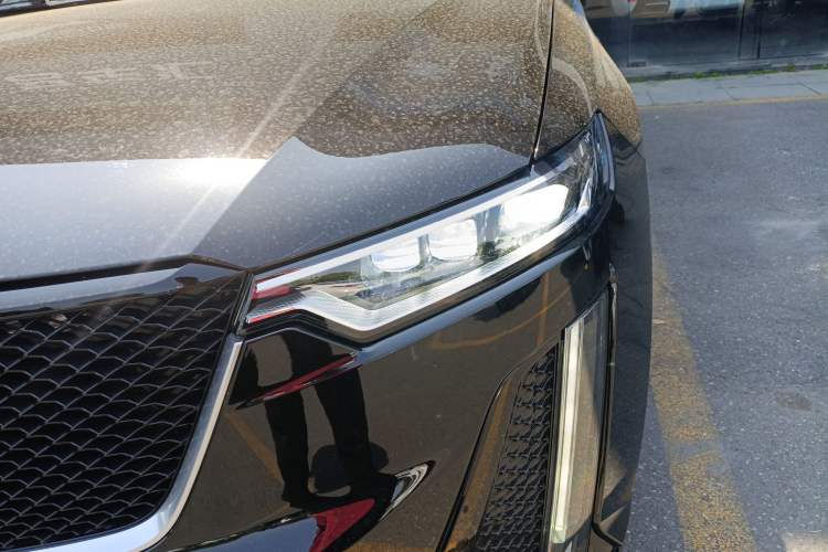 Used Cadillac XT6 2020 28T Six-Seater Luxury Sporty Enjoy-the-Comfort Safety Edition Left Front Headlight