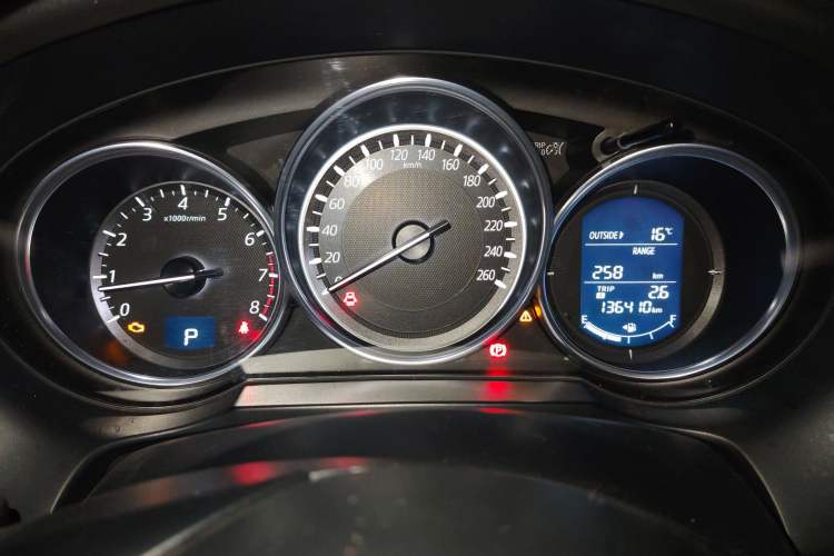 Used Mazda Atenza 2017 2.0L Blue Sky Luxury Edition
