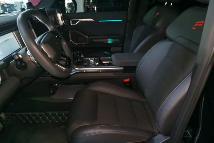 Used JETOUR Traveler 2023 2.0T All-Wheel Drive CrossPRO+