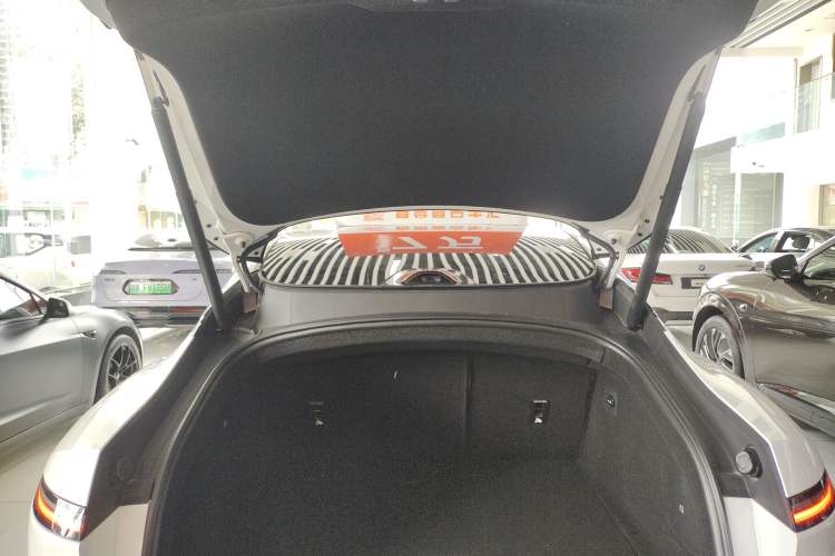 Used Avatr 06 2025 Ultra Pure Electric Edition