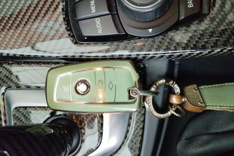 Used BMW 3 Series 2016 316i Fashion Model Interior 1