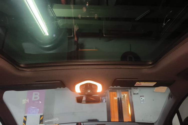 Used Porsche Macan 2018 Macan 2.0T Headliner