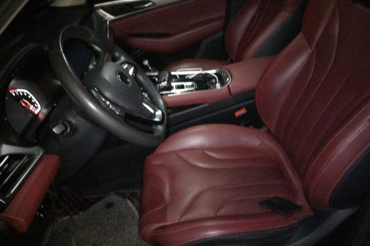 Used CHANGAN CS85 COUPE 2019 1.5T DCT Version China VI Standard
