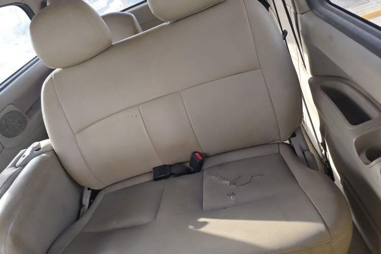 Used JAC Group Refine 2011 2.4L Government Procurement Version Manual Luxury Trim
