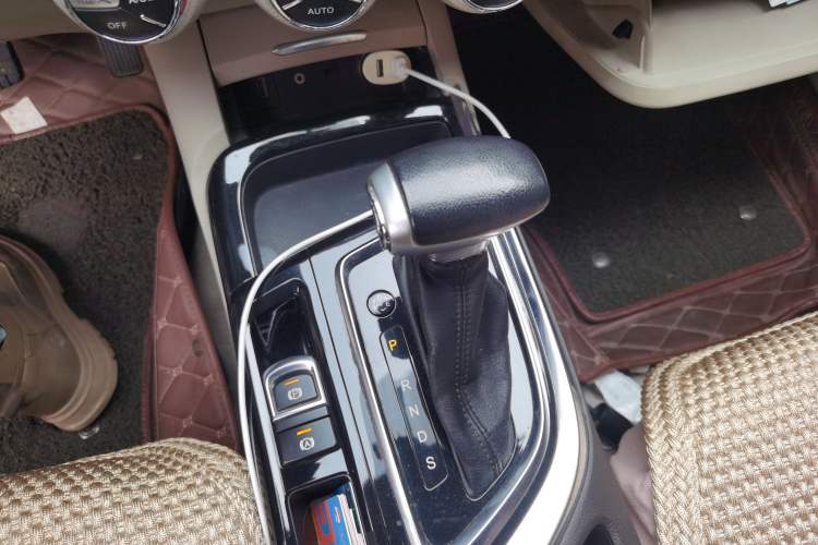 Used GAC Trumpchi GA6 2015 1.8T DCT Luxury Navigation Model