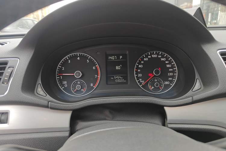 Used Volkswagen Passat 2013 1.8TSI DSG Prestige Edition Instrument Cluster