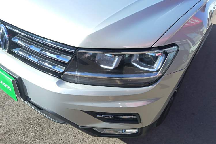 Used Volkswagen Tiguan L 2017 330TSI Automatic Two-Wheel Drive Luxury Edition