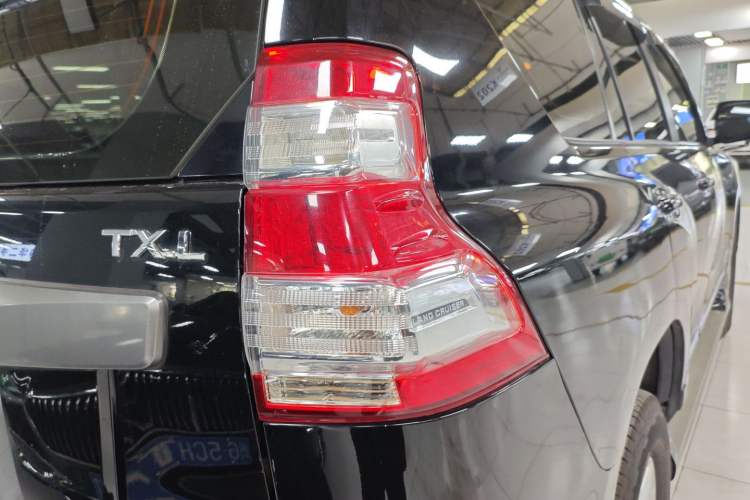 Used Toyota Prado 2015 2.7L TXL Middle East Version