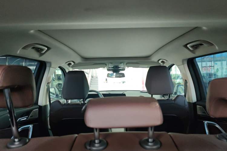 Used BMW X1 2024 sDrive25Li X Design Package Headliner