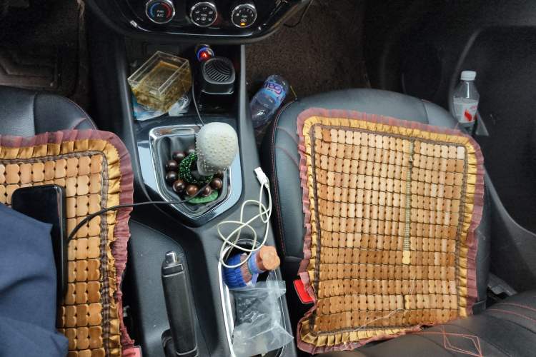 Used Soueast DX3 2016 1.5L Manual Luxury Model
