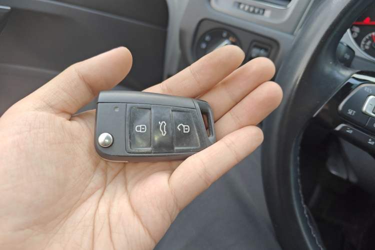 Used Volkswagen Golf 2014 1.4TSI Automatic Luxury Model
