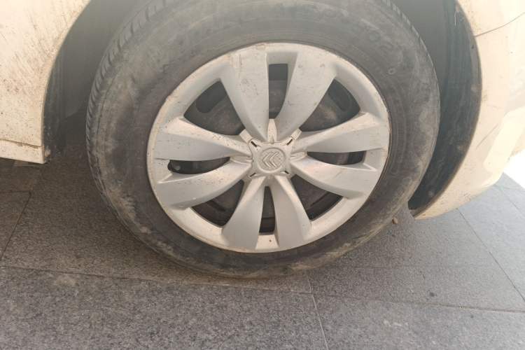 Used Citroen Elysee 2015 Qishang Edition 1.6L Automatic Fashion Model
