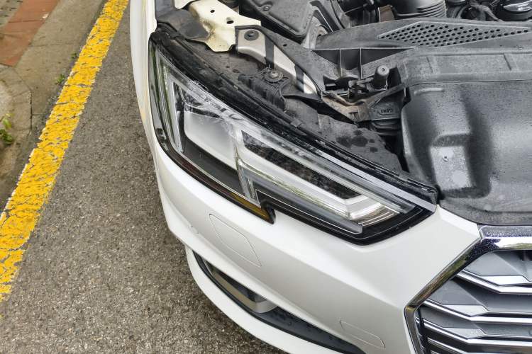 Used Audi A4L 2019 40 TFSI Fashion Version China V