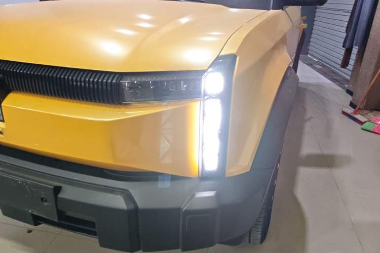 Used iCAR 03 2024 501km Four-wheel Drive Long-range Intelligent Driving Edition