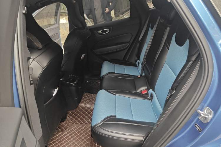 Used Volvo XC60 New Energy 2019 T8 E-Drive Hybrid Intelligent Luxury Sport Edition China VI Left Rear Seat