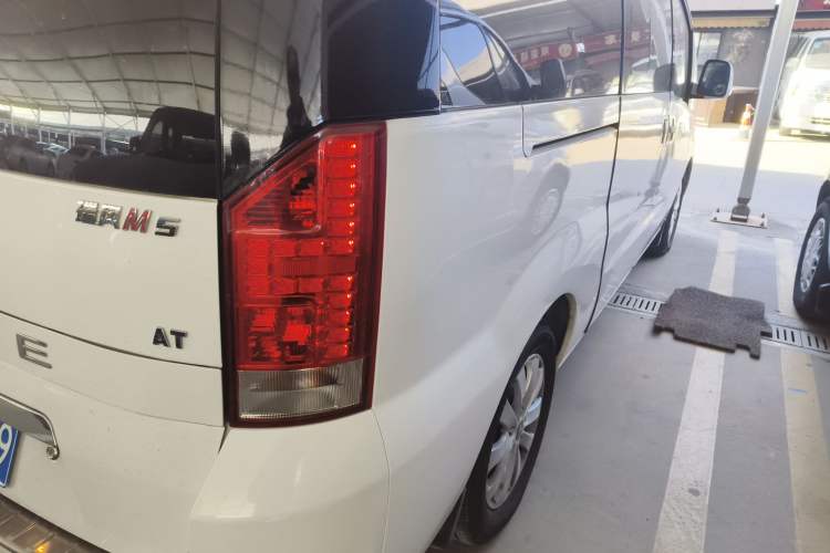 Used JAC Refine M5 2016 2.0T Gasoline Automatic Business Edition