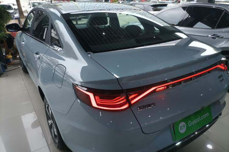 Used Geely Auto Emgrand L HiP 2024 Longteng Edition 1.5TD-DHT Pro 100KM Superior Model Exterior 2