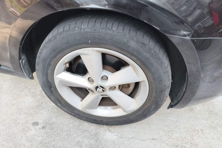 Used Skoda Octavia 2015 1.6L Automatic Yijie Edition
