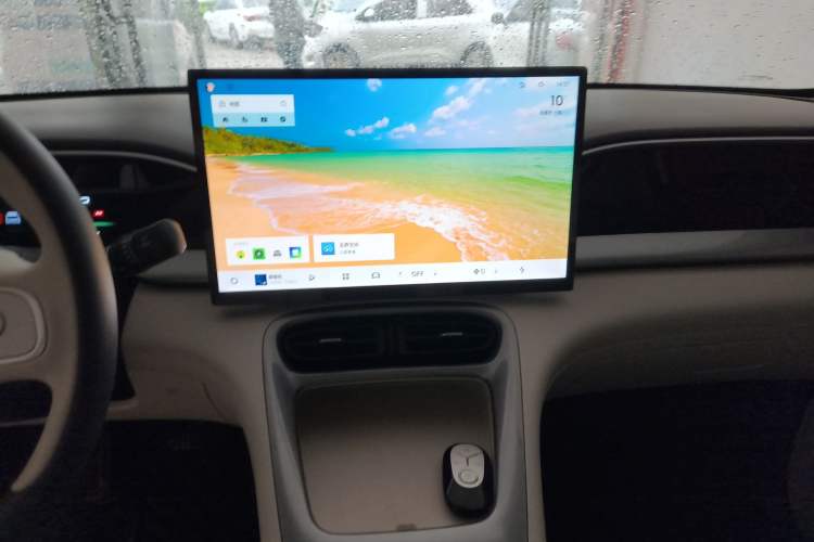 Used Geely Galaxy Geome 2025 UP 410km Exploration Edition Audio And AC Panel