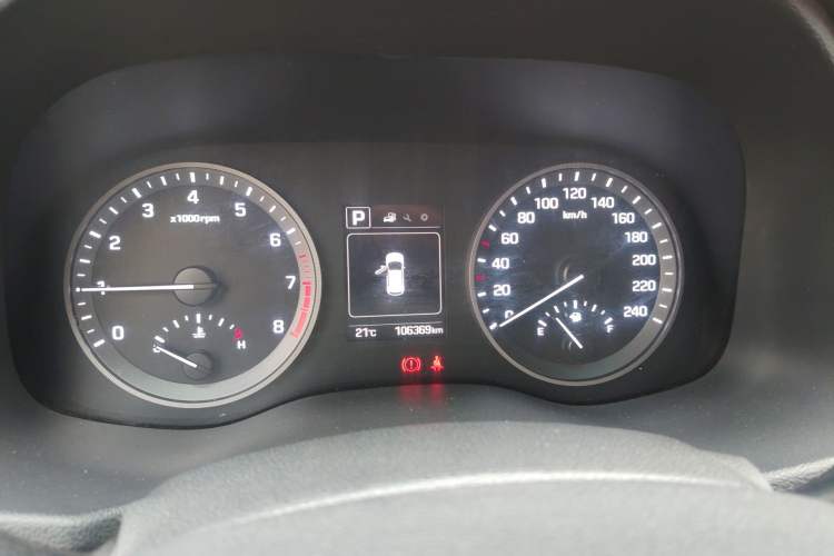 Used Hyundai Tucson 2015 1.6T Dual-Clutch Two-Wheel-Drive Smart Model Instrument Cluster