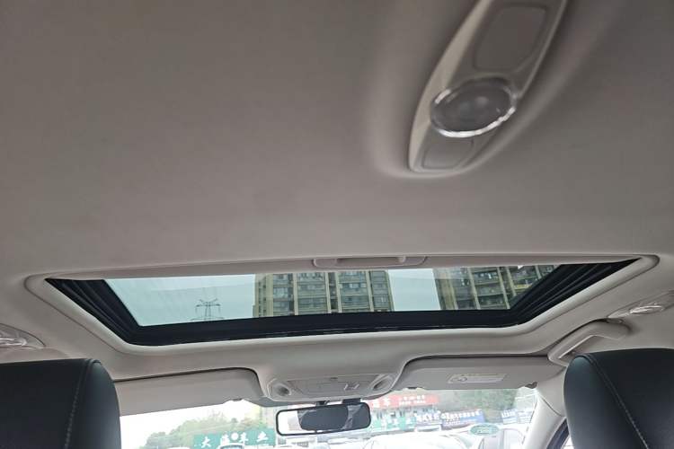 Used Ford Focus 2015 Sedan 1.6L Automatic Trend Model Headliner