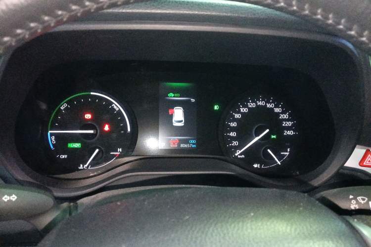 Used Toyota SIENNA 2023 2.5L Hybrid Deluxe Edition
