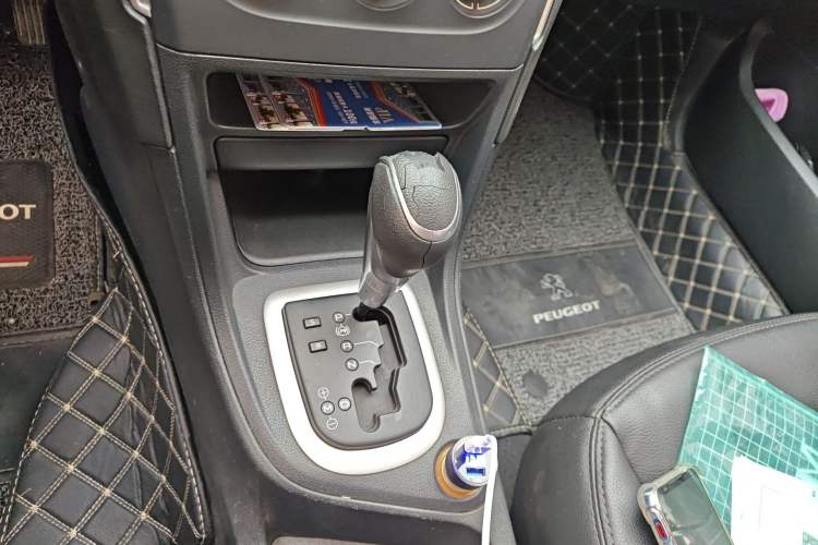 Used Peugeot 308 2014 Enjoy Edition Classic 1.6L Automatic Premium Model Gear Lever