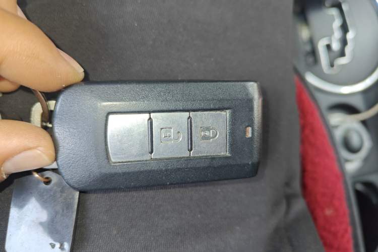 Used Mitsubishi ASX 2013 2.0L CVT 4x4 Flagship Edition Vehicle Key