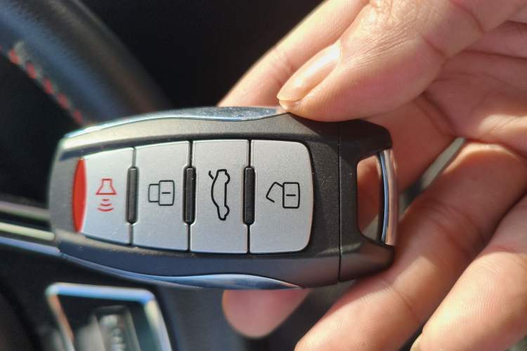 Used Haval M6 2019 1.5T DCT Two-Wheel Drive Elite Version China VI Standard