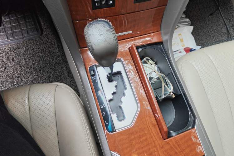 Used Toyota Camry 2013 200G Classic Luxury Edition